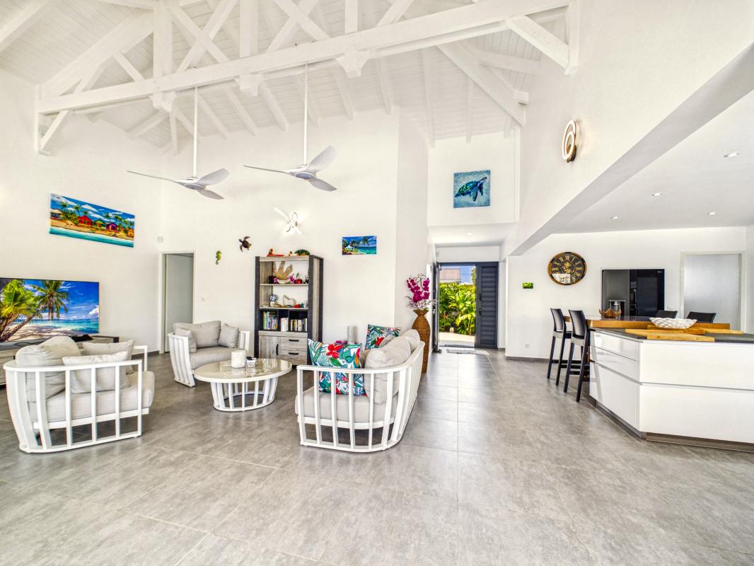 17.Location villa piscine Saint François Guadeloupe_Salon